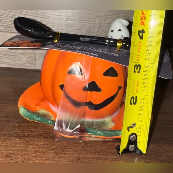 Cute 🥰 Happy Halloween Corner Ruby Pumpkin Teacup with Saucer and Bat Spoon Mug - Picture 11 of 16